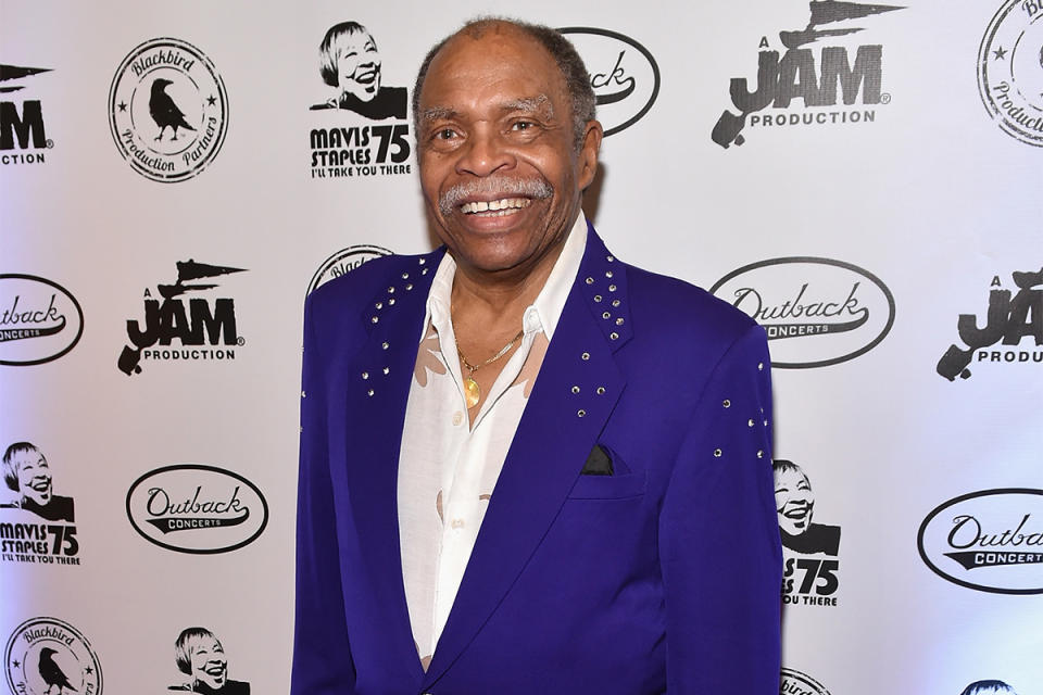 <p><b>Otis Clay -</b> Chanteur am��ricain de soul, de blues et de gospel, Otis Clay est décédé vendredi 8 janvier à l'âge de 73 ans, des suites d'une crise cardiaque. Il s'était fait connaître avec les titres “That’s How It is (When You’re In Love)”, sorti en 1967, et “She’s About a Mover”.</p>