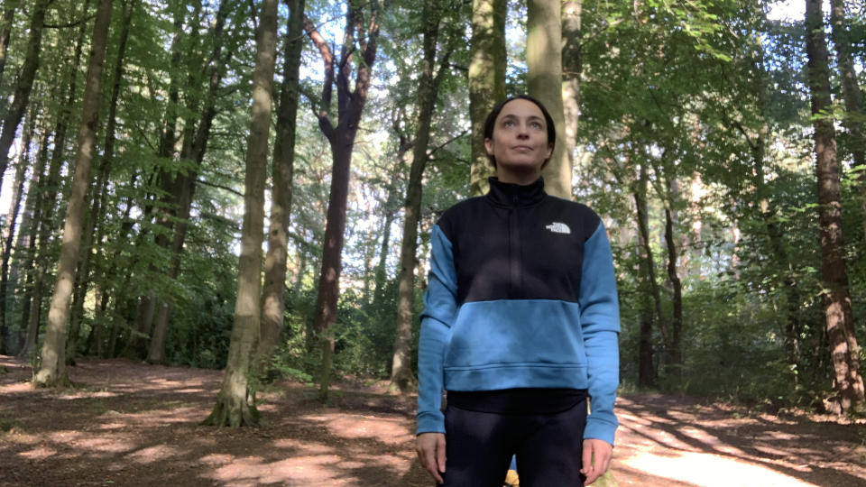 Staff writer Julia Clarke wearing the The North Face Mountain Athletics Women’s 1/4 Quarter zip fleece while hiking