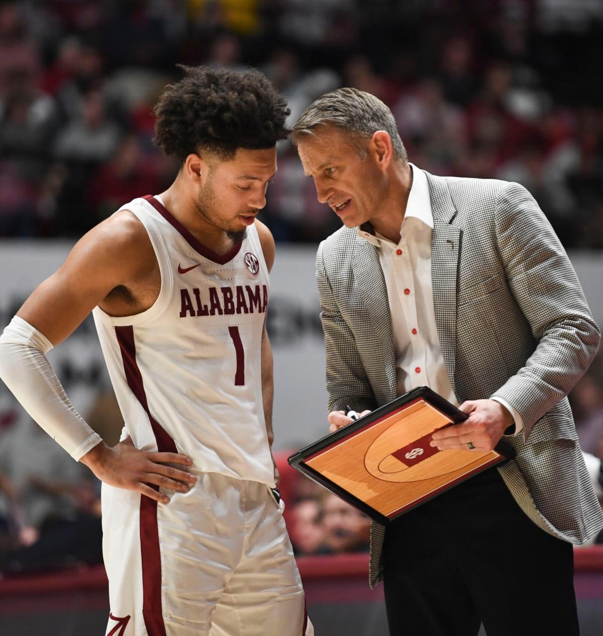 Alabama basketball vs. Auburn score Live updates from Neville Arena