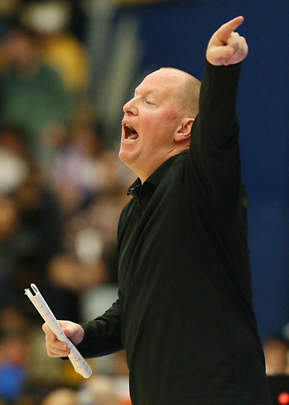 Kent State coach Rob Senderoff directs his team Friday night against Akron at the M.A.C. Center in Kent.