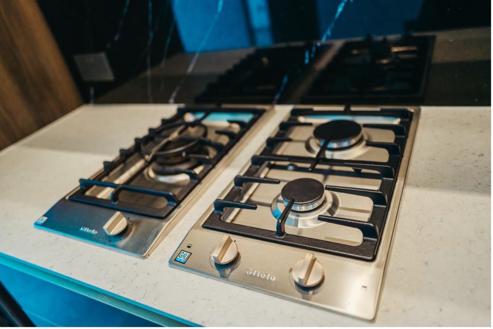 廚房配備多項國際著名品牌的家電設備。