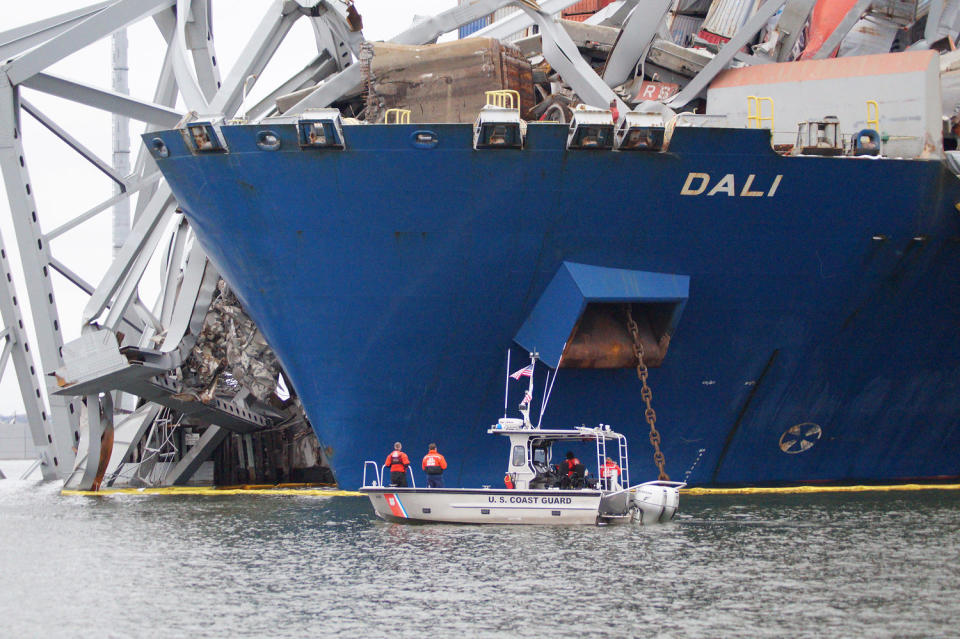 container ship dali francis scott key bridge wreckage collision (Julia Jester / NBC News)