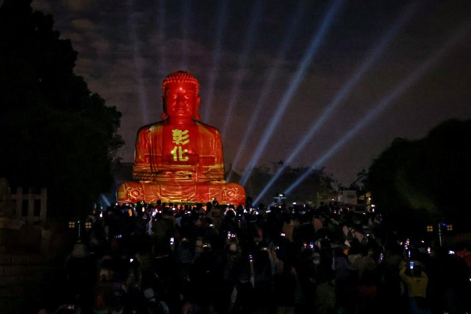 大佛會發光! 來彰化看燈會、賞落羽松、瘋遊樂園 6條親子遊路線推薦