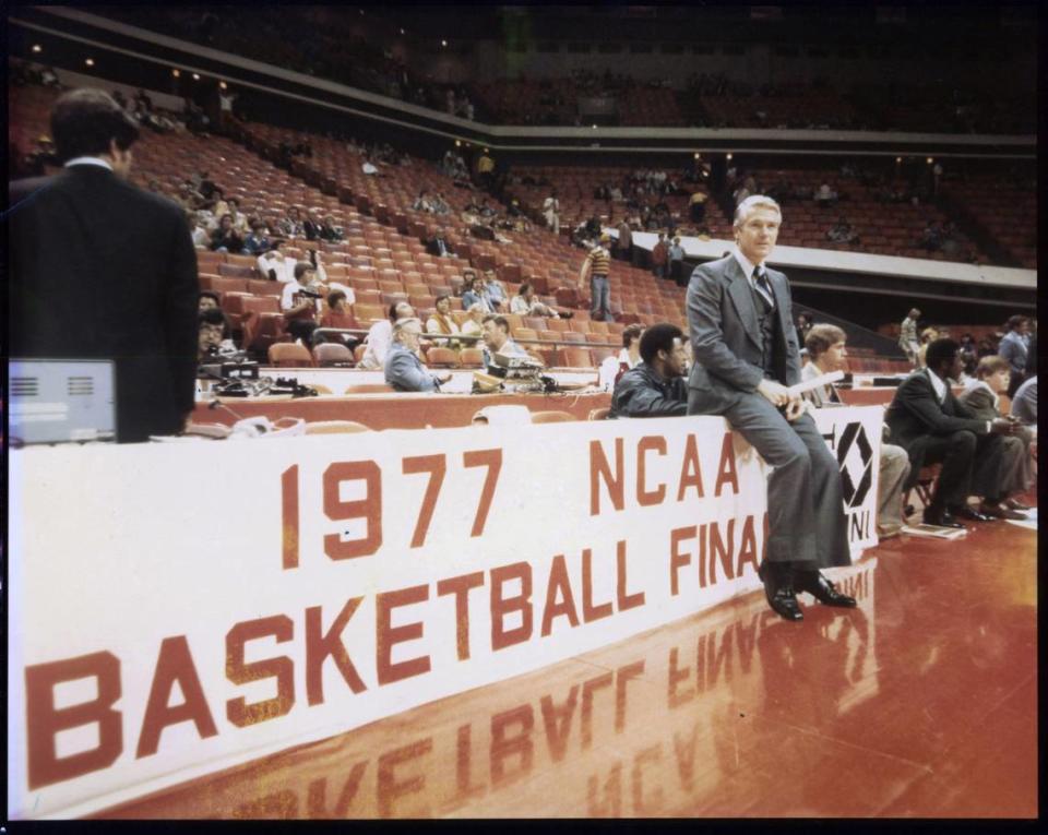 UNCC basketball coach Lee Rose at the 1977 NCAA Tournament.