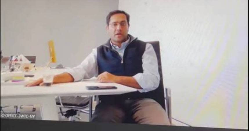 美國網路貸款公司「Better.com」執行長加格（Vishal Garg）在視訊會議中一口氣裁員900人。（圖／翻攝自推特）