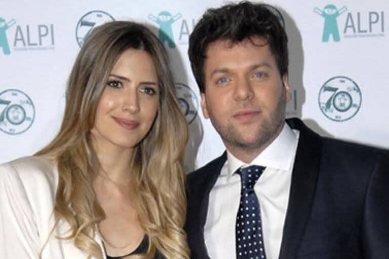 Guido Kaczka y Soledad Rodríguez, su esposa. Se conocieron en un bar y él fue quien tomó la iniciativa para iniciar la relación