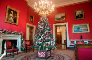 Christmas decorations in the White House Red Room