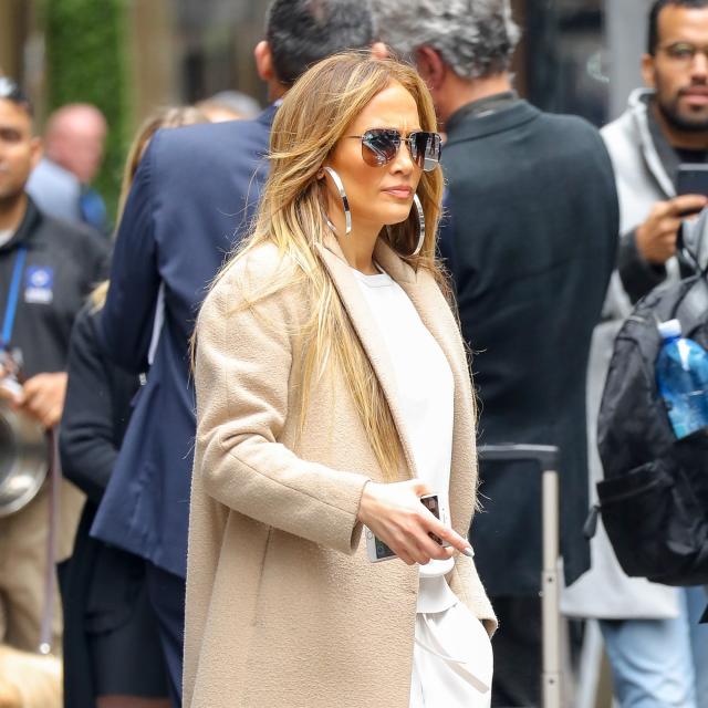 jennifer lopez louis vuitton