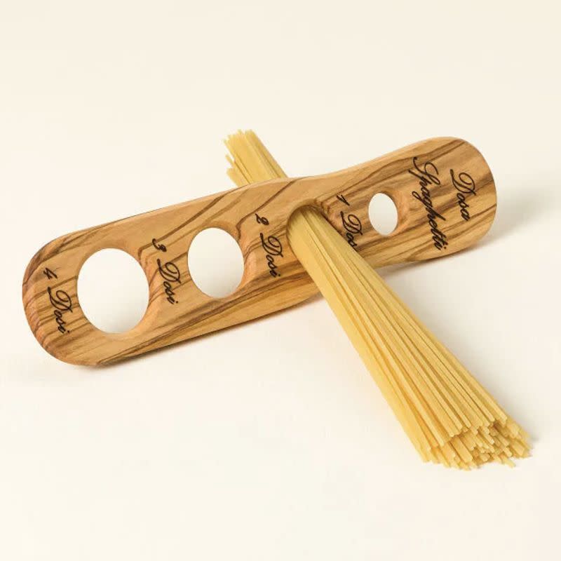 <p><a href="https://go.redirectingat.com?id=74968X1596630&url=https%3A%2F%2Fwww.uncommongoods.com%2Fproduct%2Fperfect-portion-spaghetti-measurer&sref=https%3A%2F%2Fwww.delish.com%2Fkitchen-tools%2Fg45213225%2Fbest-gifts-under-20%2F" rel="nofollow noopener" target="_blank" data-ylk="slk:Shop Now;elm:context_link;itc:0;sec:content-canvas" class="link rapid-noclick-resp">Shop Now</a></p><p>Perfect Portion Spaghetti Measurer</p><p>uncommongoods.com</p><p>$16.00</p>