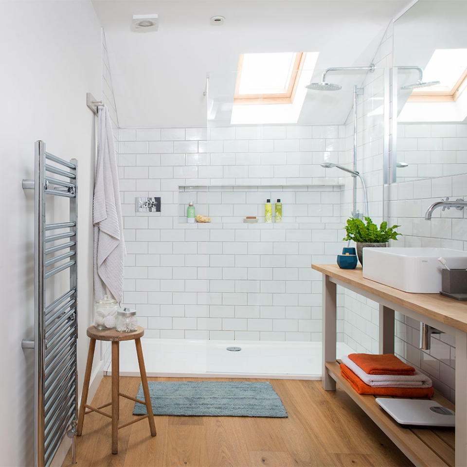 Maximise shower space