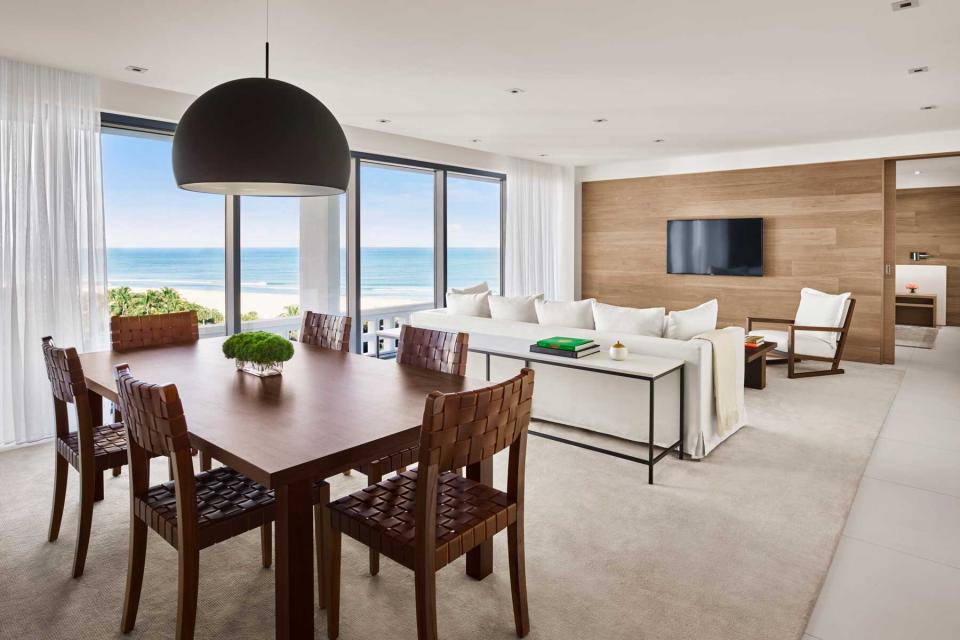 The Miami Beach EDITION, hotel, Deluxe Ocean View Suite, Miami Beach, Florida