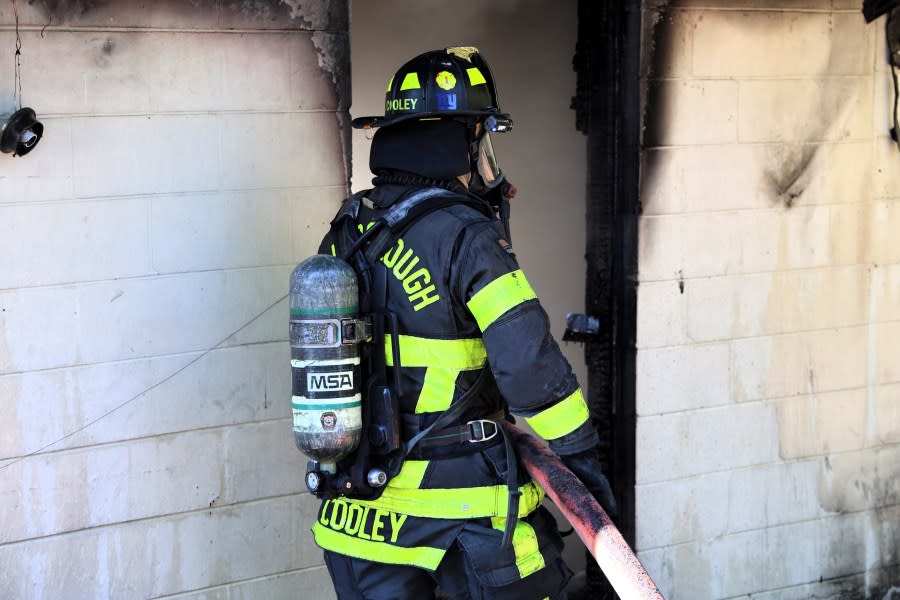 VIDEO: ‘Suspicious’ fire engulfs Tampa home, fire rescue says