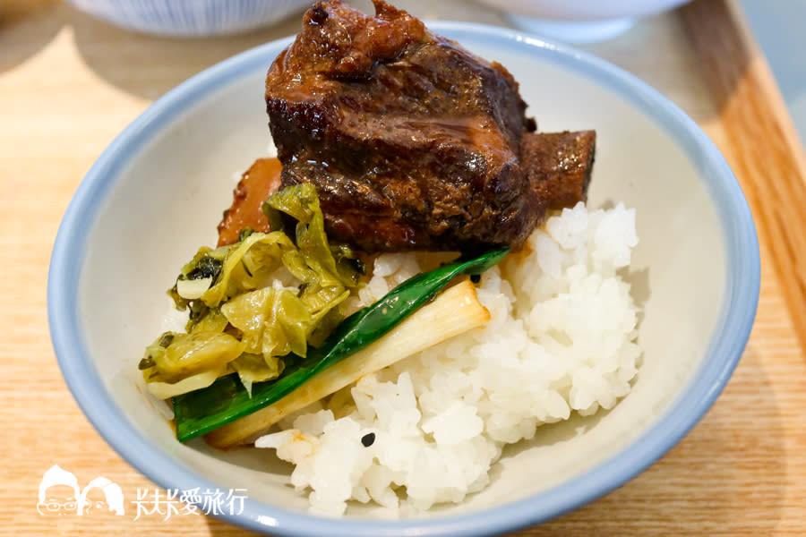 飛魚食染太平店