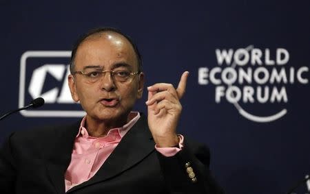 India's Finance Minister Arun Jaitley speaks during the India Economic Summit 2014 at the World Economic Forum in New Delhi November 5, 2014. REUTERS/Anindito Mukherjee