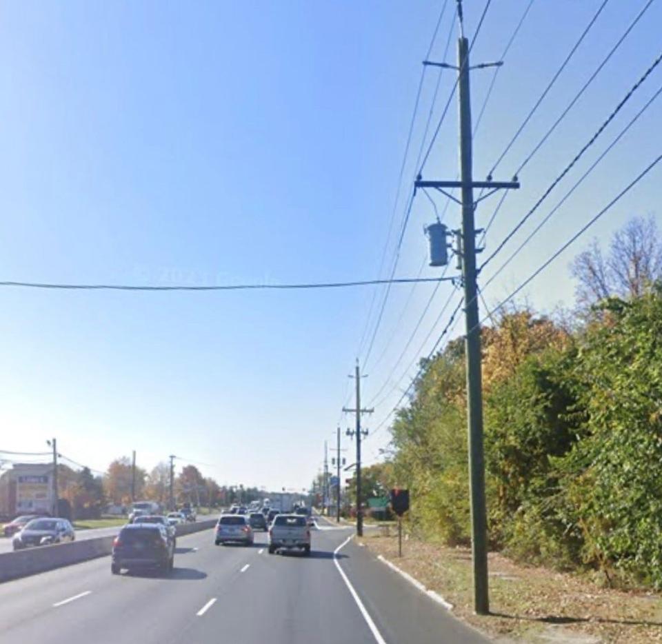 A large wooded area on the right is shown at Route 130 South in Delran near Fairview. A Chipotle and a self-storage space has been approved to be built there.