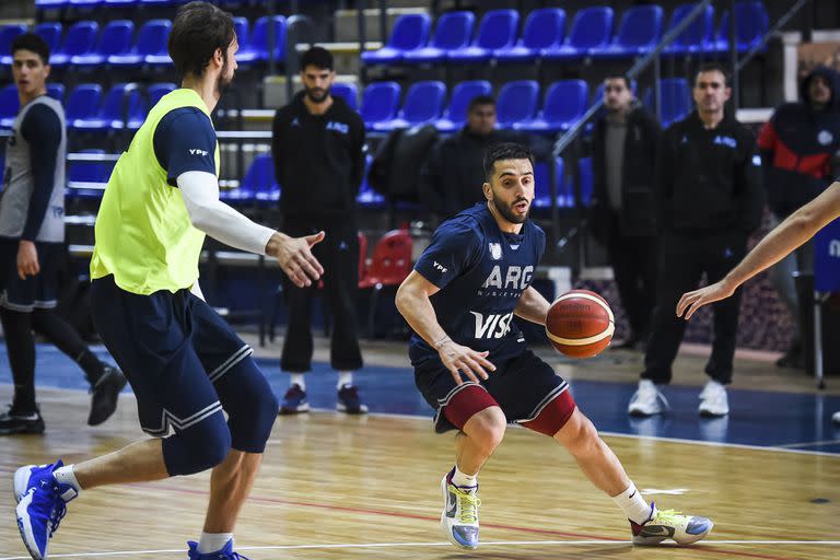 Facundo Campazzo es el líder y capitán de la selección argentina que quiere sellar el pasaje al Mundial del año que viene