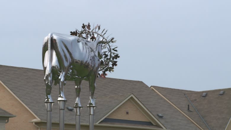 Bold cow sculpture 'scares the children,' Markham, Ont., residents say