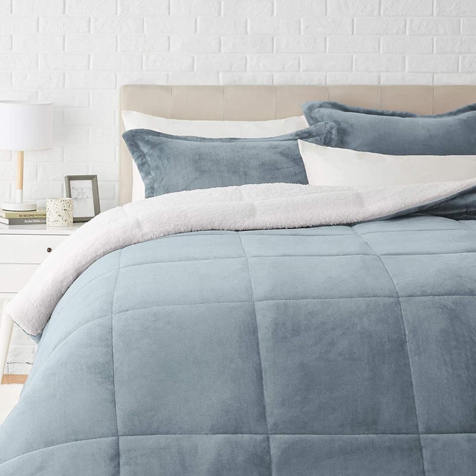 Ultra-Soft Sherpa Comforter Set