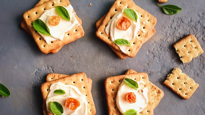 mayonnaise spread crackers basil