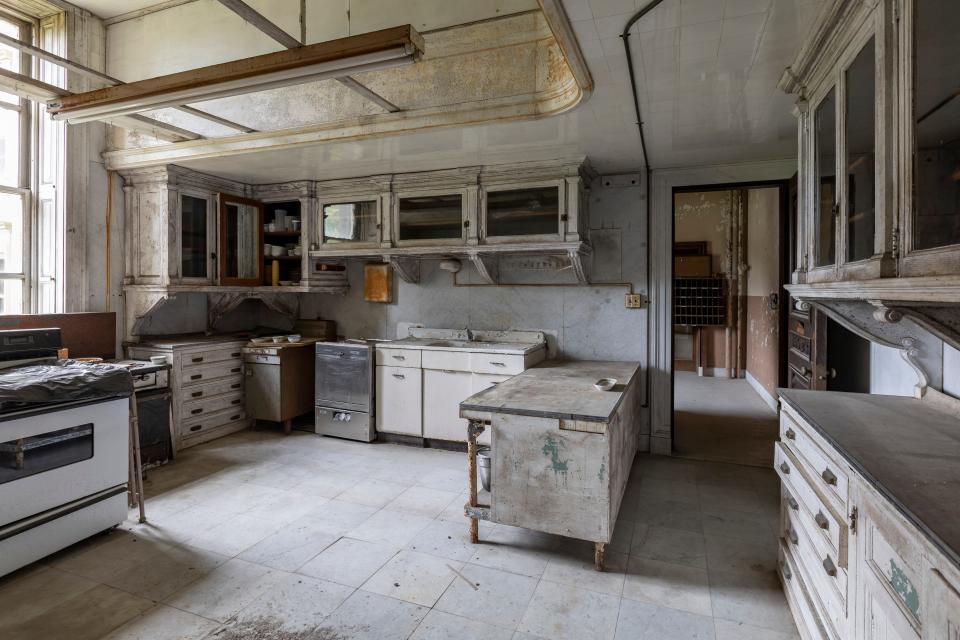 The kitchen in Lynnewood Hall.