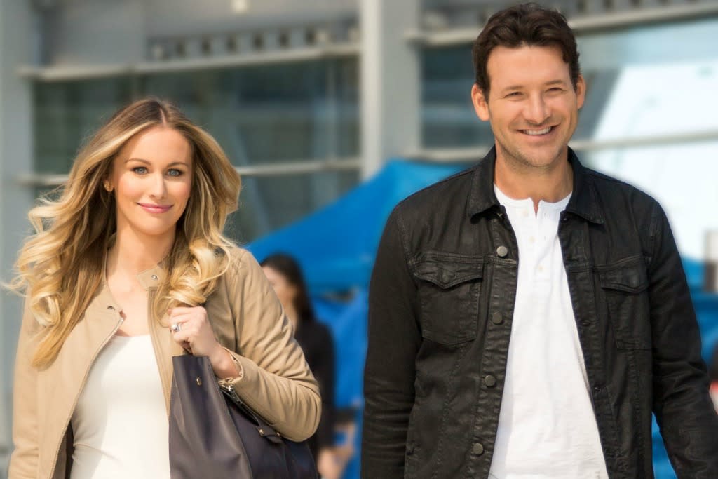 NFL Star Tony Romo and Wife Approve These Shoes That'll Get You Through Airport Security
