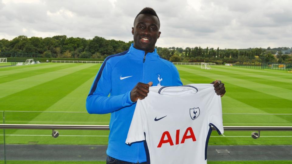 Davinson Sanchez ‘waiting’ on work permit to make Tottenham debut against Burnley