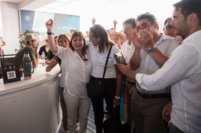 Patricia Bullrich, en el stand de Bayer en la feria Expoagro