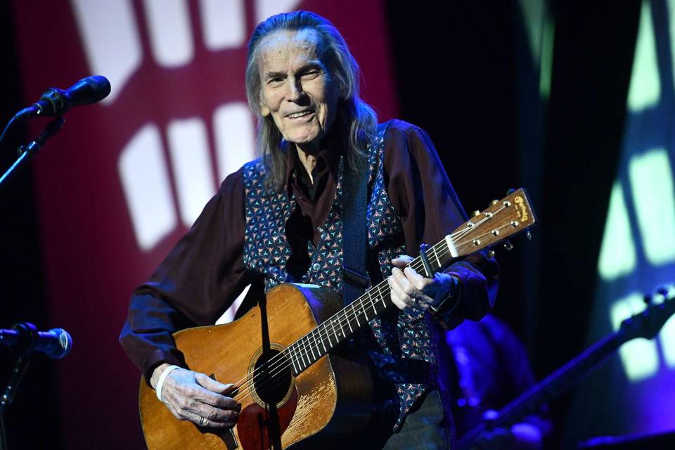 Scott Dudelson/Getty Images Gordon Lightfoot