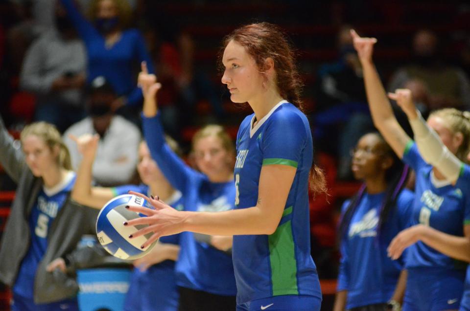 FGCU's Erin Shomaker gets ready to serve in the first round of the NCAA Tournament against Texas Tech on Dec. 3, 2021.