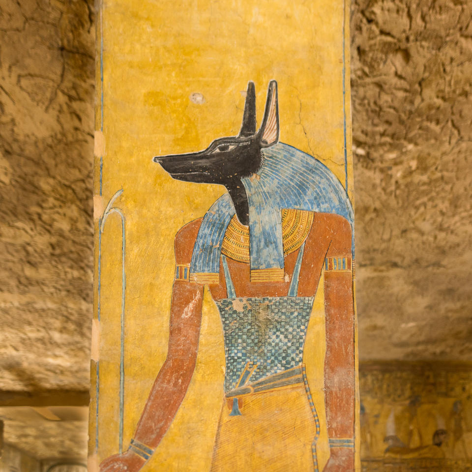 El dios egipcio Anubis, es representado como mitad hombre y mitad chacal, es un ejemplo de lo que se conoce como teriantrópico o teriomorfismo (Foto: Getty Images)