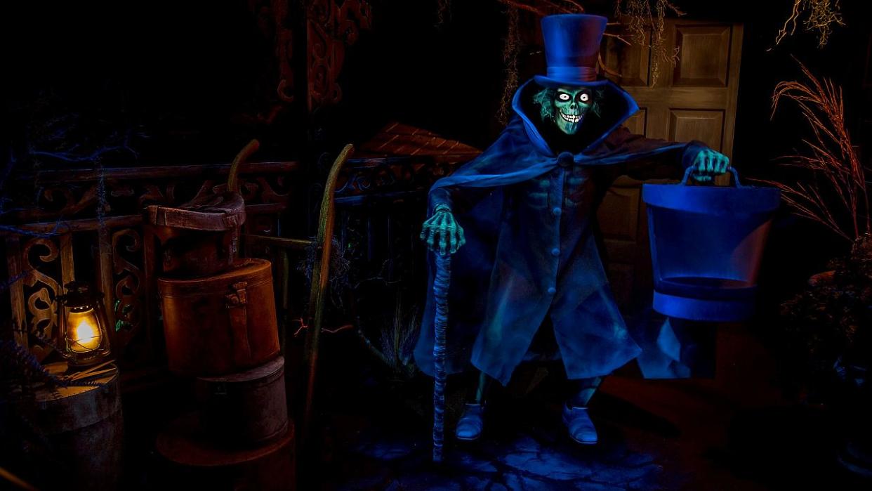  Hatbox Ghost 