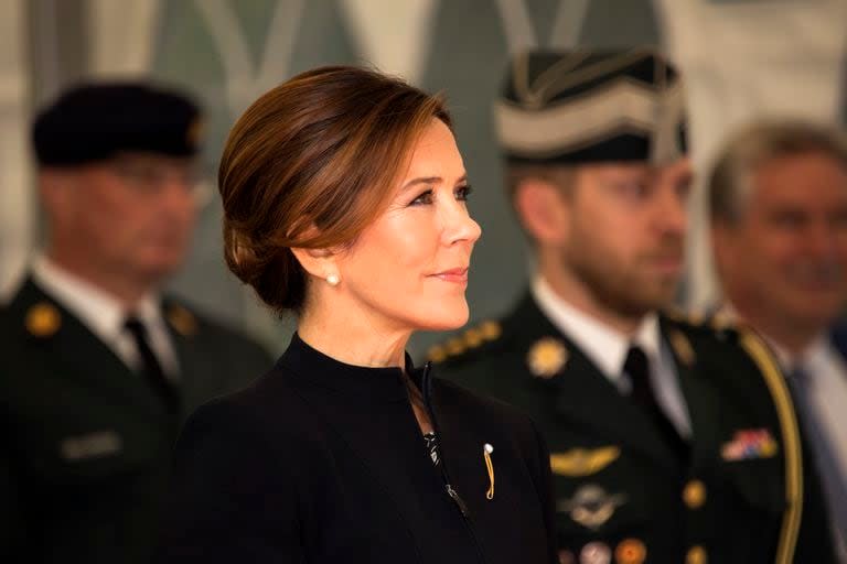 María Donaldson durante la inauguración de un monumento de guerra en Copenhague