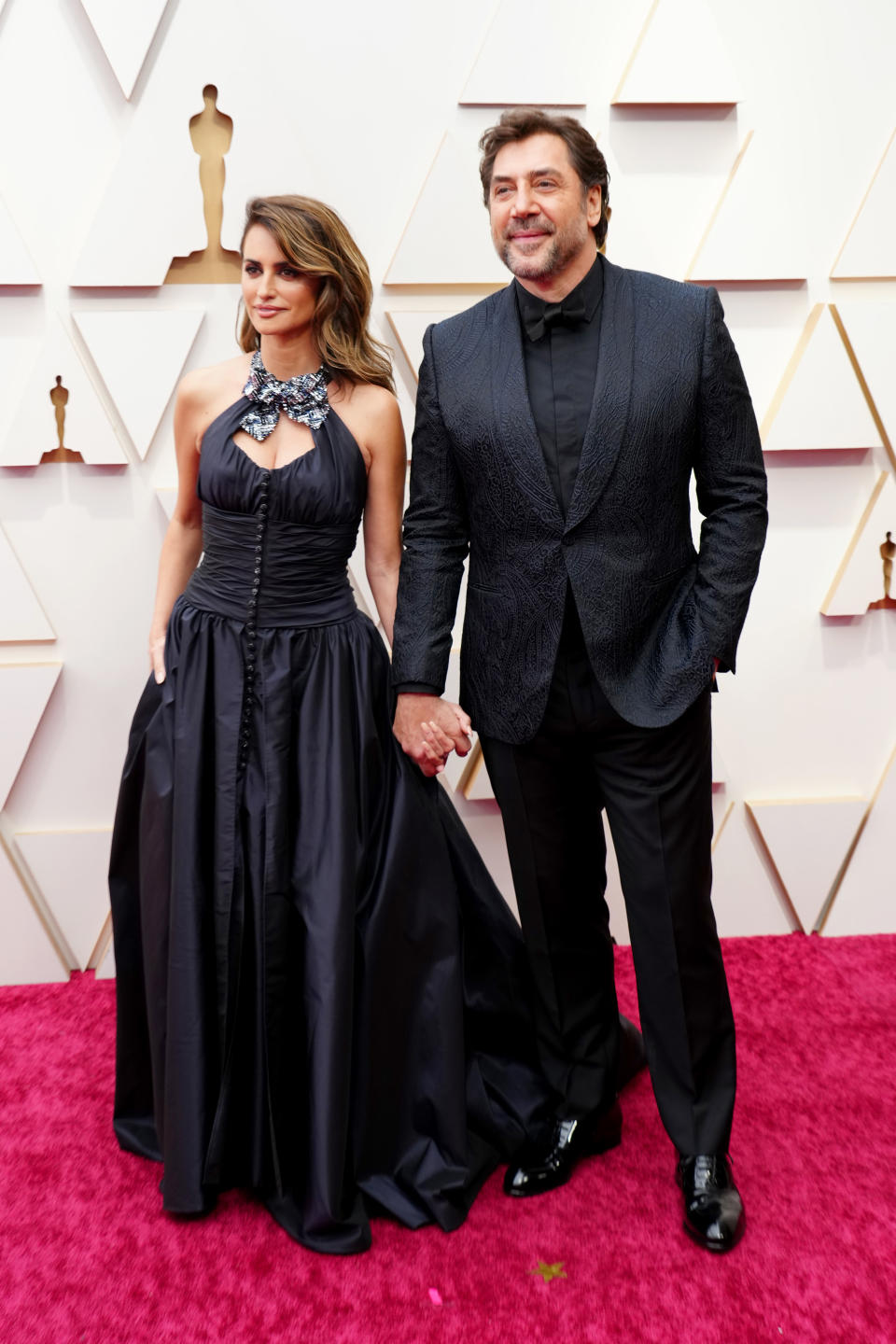 Penélope Cruz and Javier Bardem attend the 94th Annual Academy Awards at Hollywood and Highland on March 27, 2022 in Hollywood, California. (Photo by Jeff Kravitz/FilmMagic)