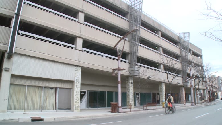 Windsor council votes against considering offer on Pelissier parking garage