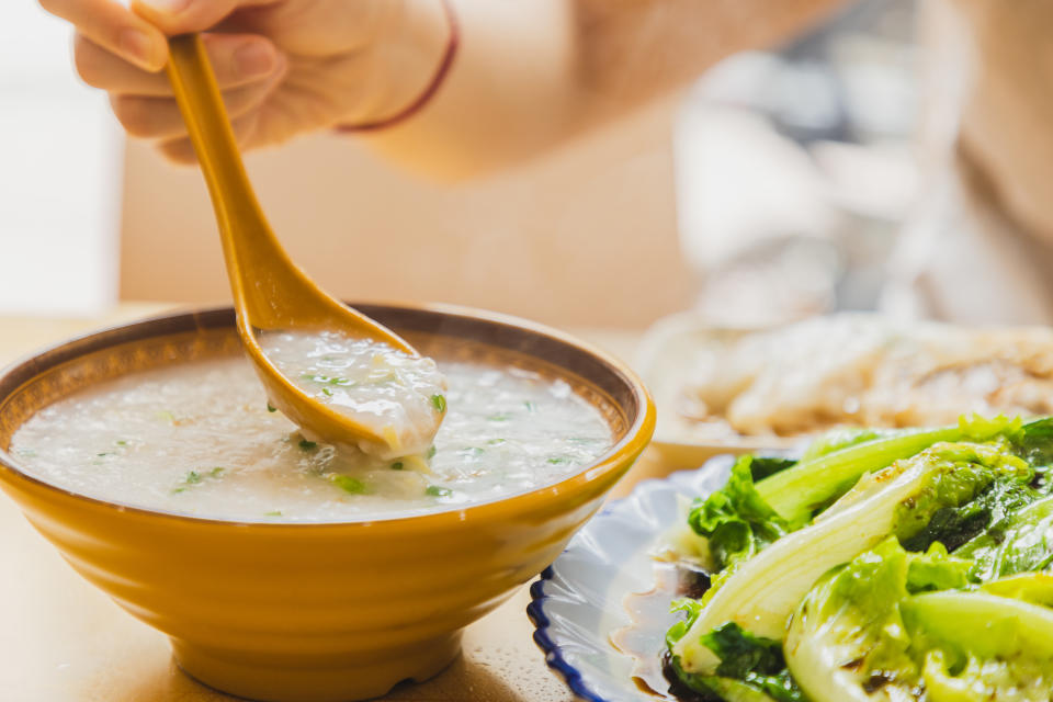 傷腸胃的壞習慣：腸胃炎時吃白粥（示意圖/Getty Image）