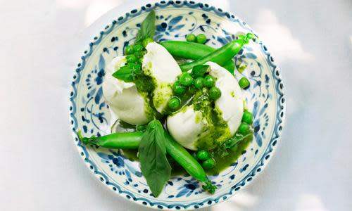 Burrata and peas.