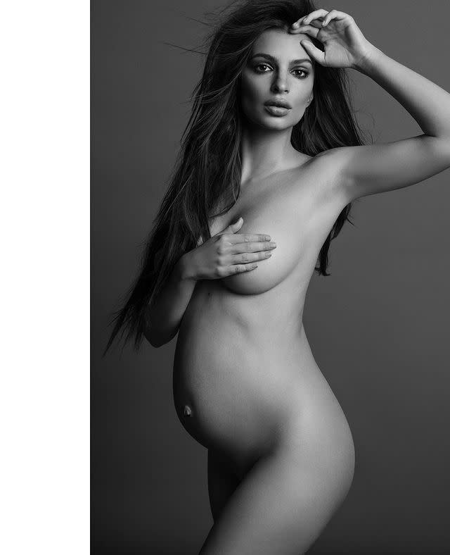11) February 2021 - Emily Ratajkowski nude Instagram pics