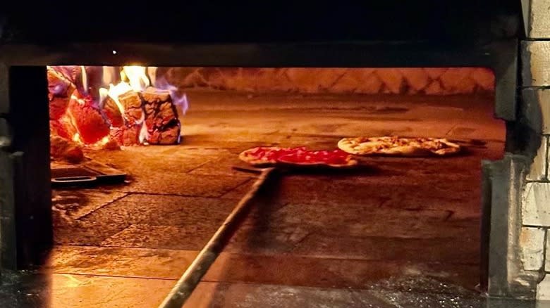 Pizza oven at Farina
