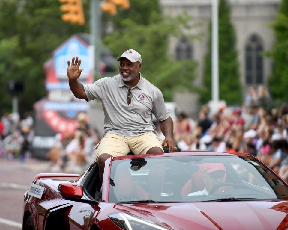 Forty-two Hall of Fame members are slated to participate in the 2023 Pro Football Hall of Fame Enshrinement Festival Canton Repository Grand Parade on Saturday.