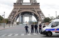 Paris Eiffel tower evacuated