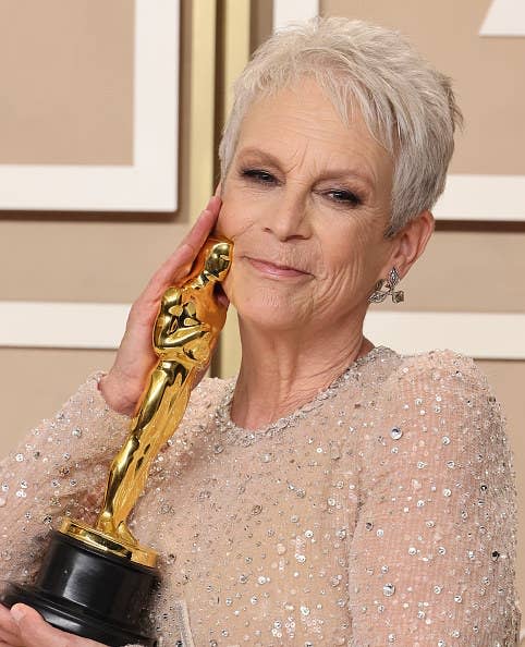 Jamie Lee Curtis's Oscar Win Has Sparked Backlash, And People Are Not  Holding Back