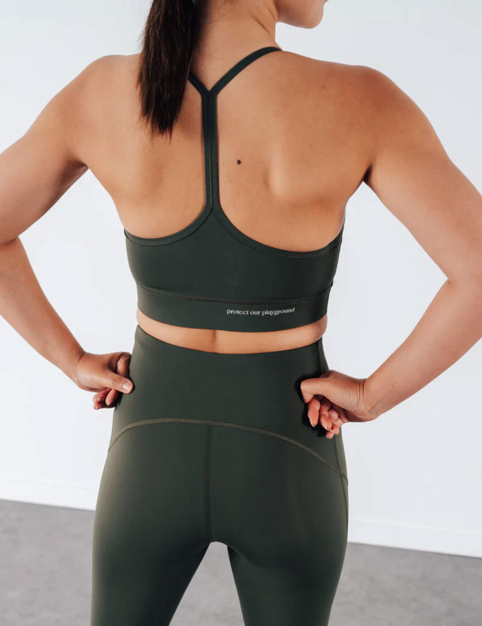 <p>La brassière Support Me Softly : 69€</p><p>Le legging Get In Shape : 95€</p><br><a href="https://circlesportswear.com/products/brassiere-support-me-softly?variant=39939760652361" rel="nofollow noopener" target="_blank" data-ylk="slk:Acheter;elm:context_link;itc:0;sec:content-canvas" class="link ">Acheter</a>