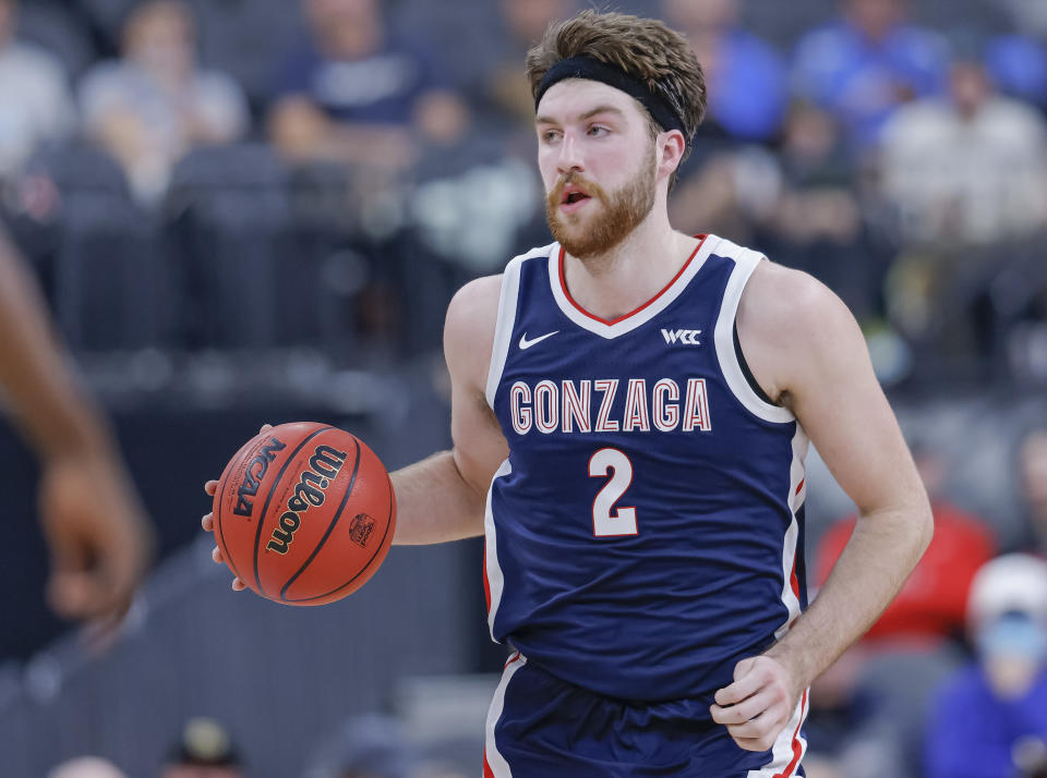 Gonzaga's Drew Timme dribbles the ball during a game.