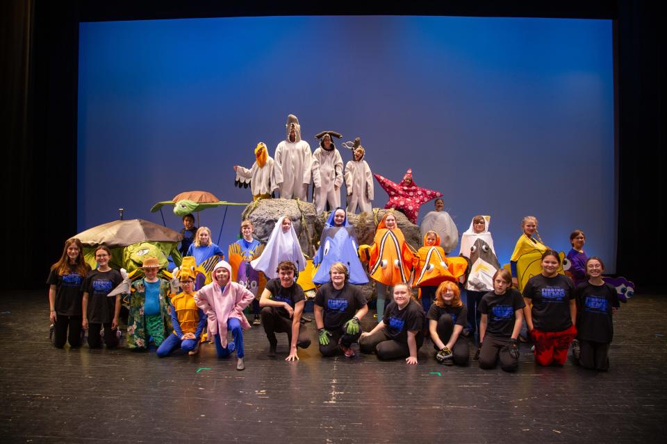 The Harbor Springs cast and crew of "Finding Nemo Jr."
