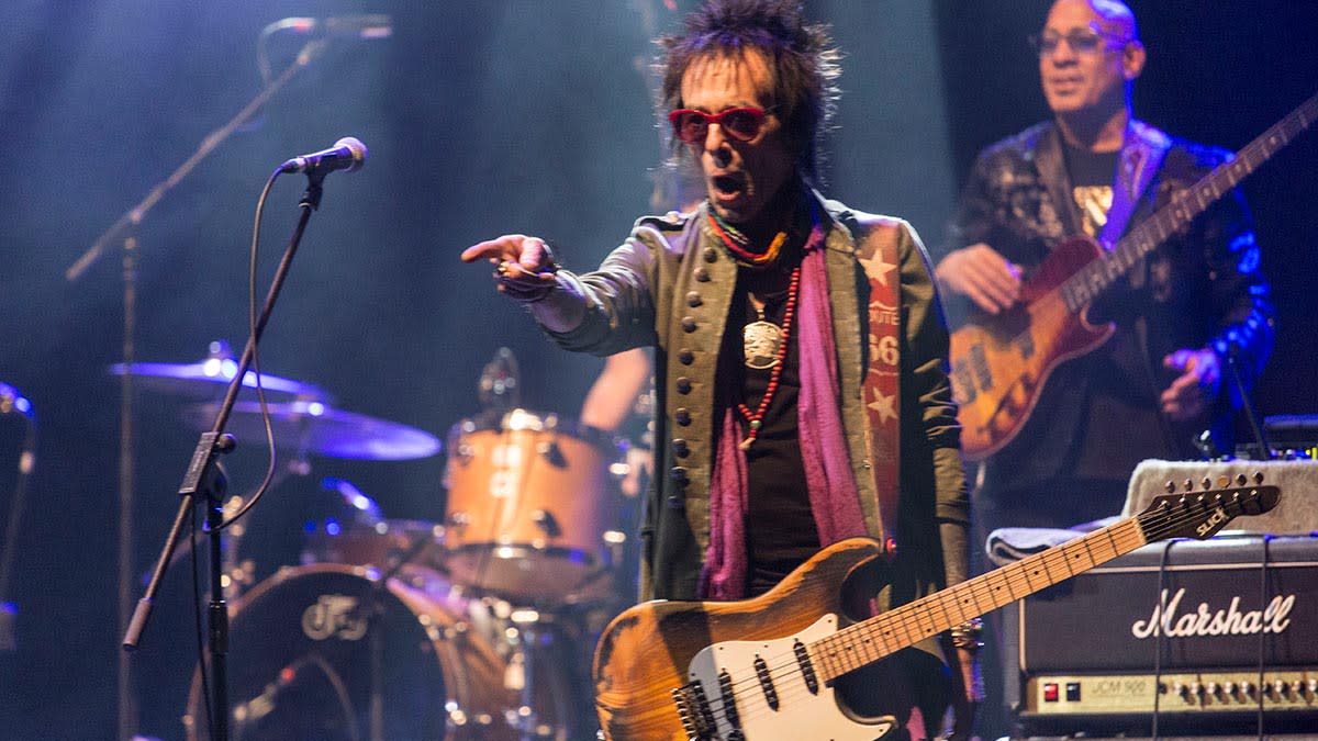  Earl Slick onstage at a David Bowie tribute in 2019. 