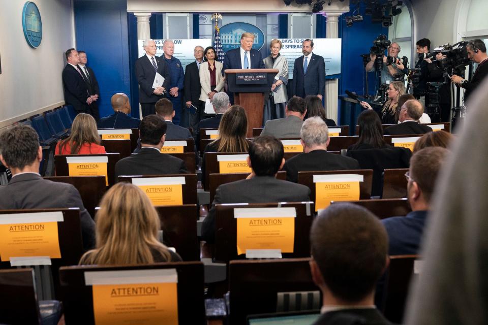 white house press briefing room coronavirus