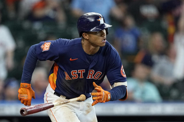 Peña's 2-run homer in 10th leads Astros over Blue Jays, 8-7
