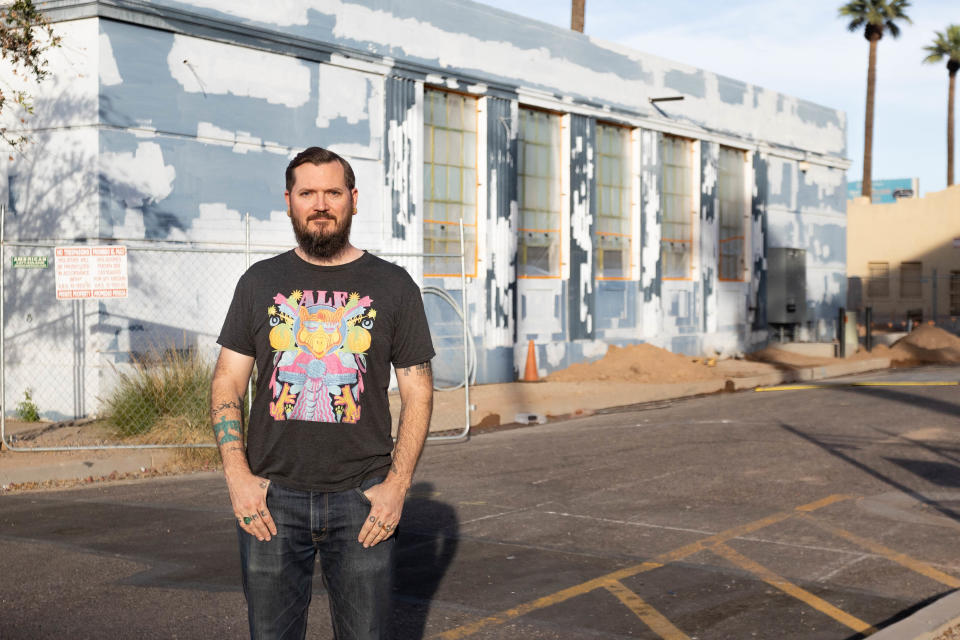 Jeremiah Gratza outside Thundercat Lounge a day before exterior was painted.