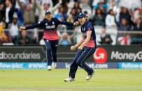 Cricket - Women's Cricket World Cup Final - England vs India - London, Britain - July 23, 2017 England's Natalie Sciver celebrates catching out India's Deepti Sharma Action Images via Reuters/John Sibley