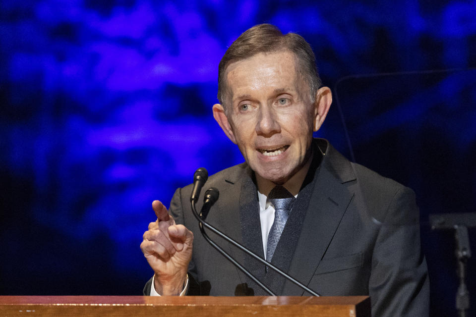 Honoree Joe Galante speaks during the Country Music Hall of Fame Medallion Ceremony on Sunday, Oct. 16, 2022, at the Country Music Hall of Fame in Nashville, Tenn. (Photo by Wade Payne/Invision/AP)